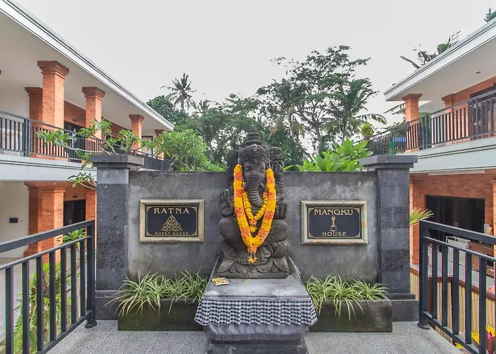 Ratna Guest House