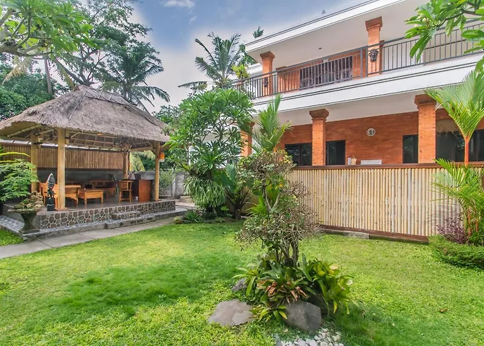 Ratna Guest House